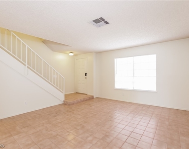 376 Manzanita Street - Photo Thumbnail 2