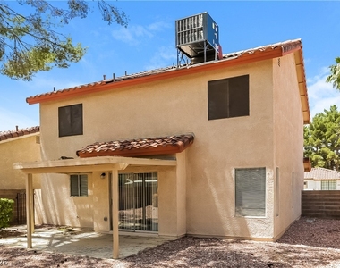 376 Manzanita Street - Photo Thumbnail 13