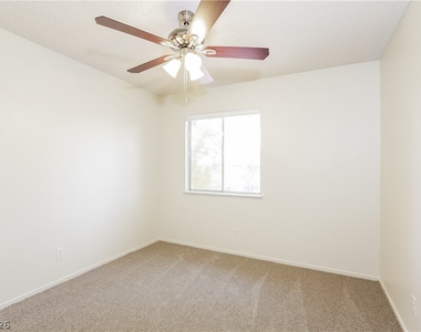 376 Manzanita Street - Photo Thumbnail 11