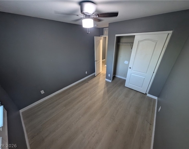 10633 Mount Blackburn Avenue - Photo Thumbnail 13