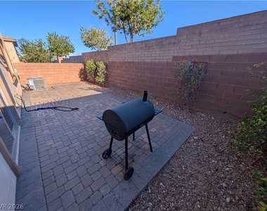 10633 Mount Blackburn Avenue - Photo Thumbnail 18