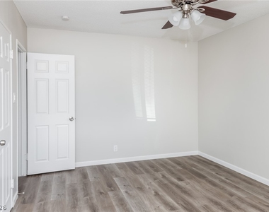 346 Arnold Street - Photo Thumbnail 9