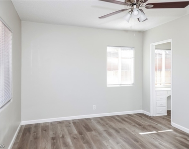 346 Arnold Street - Photo Thumbnail 8