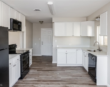 346 Arnold Street - Photo Thumbnail 7
