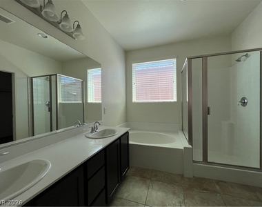 6202 Yankee Spring Street - Photo Thumbnail 9