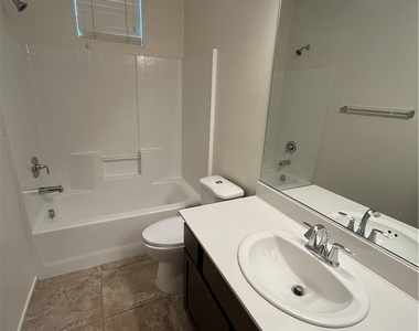 6202 Yankee Spring Street - Photo Thumbnail 12