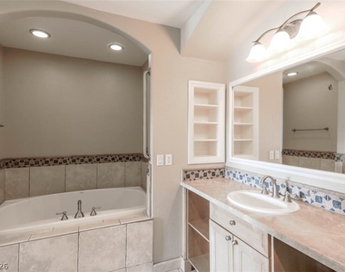 13 Via Visione - Photo Thumbnail 20