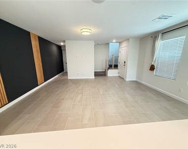 541 Bellum Drive - Photo Thumbnail 11