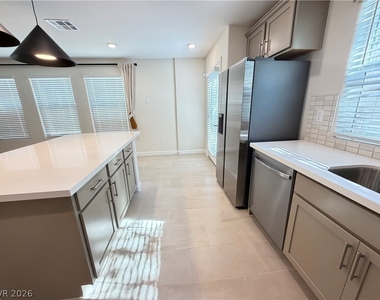 541 Bellum Drive - Photo Thumbnail 8