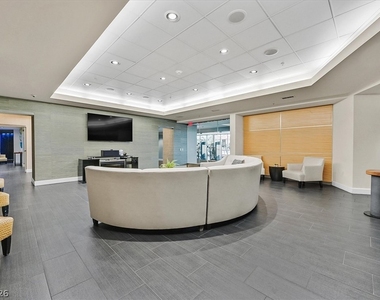 200 W Sahara Avenue - Photo Thumbnail 32