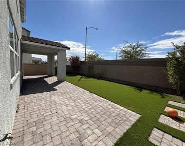 6931 Elysian Valley Avenue - Photo Thumbnail 28