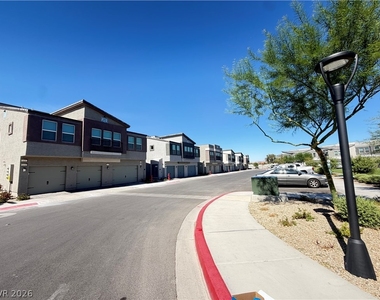 541 Bellum Drive - Photo Thumbnail 3