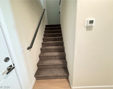 541 Bellum Drive - Photo Thumbnail 18