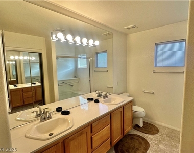 9708 Fionna Lane - Photo Thumbnail 15