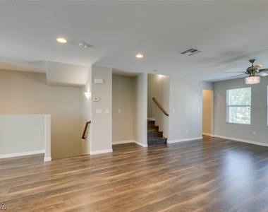 4650 Ranch House Road - Photo Thumbnail 9