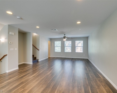 4650 Ranch House Road - Photo Thumbnail 8