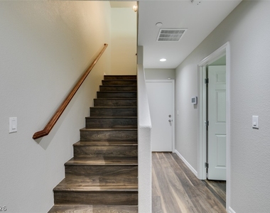 4650 Ranch House Road - Photo Thumbnail 2