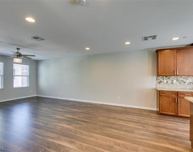 4650 Ranch House Road - Photo Thumbnail 6