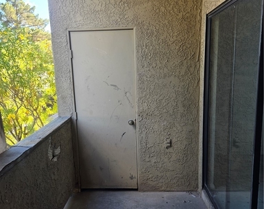 2841 Wheelwright Drive - Photo Thumbnail 21