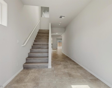 1058 Willow Berry Avenue - Photo Thumbnail 1