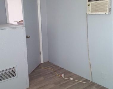 713 Monroe Avenue - Photo Thumbnail 9