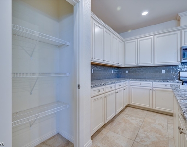 2983 Duverney Avenue - Photo Thumbnail 18