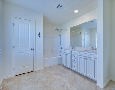 2983 Duverney Avenue - Photo Thumbnail 32