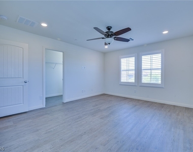 2983 Duverney Avenue - Photo Thumbnail 29