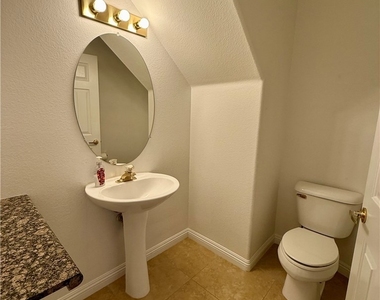 291 Mayberry Street - Photo Thumbnail 17