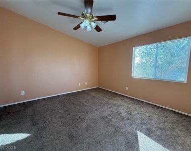 291 Mayberry Street - Photo Thumbnail 13