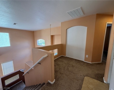 291 Mayberry Street - Photo Thumbnail 11