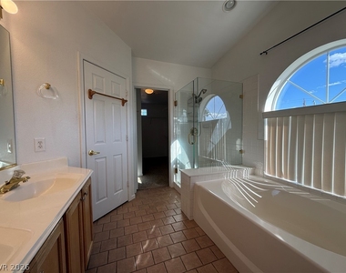 291 Mayberry Street - Photo Thumbnail 15