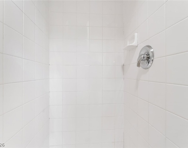 6164 Pine Villa Avenue - Photo Thumbnail 14