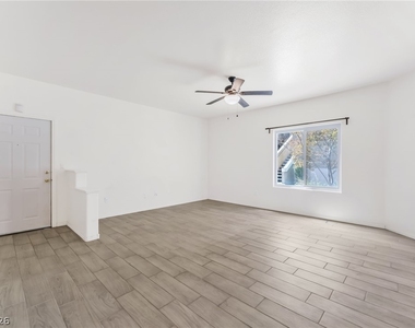 6164 Pine Villa Avenue - Photo Thumbnail 5