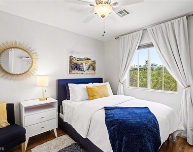 2025 Shining Feather Lane - Photo Thumbnail 29