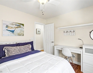 2025 Shining Feather Lane - Photo Thumbnail 34