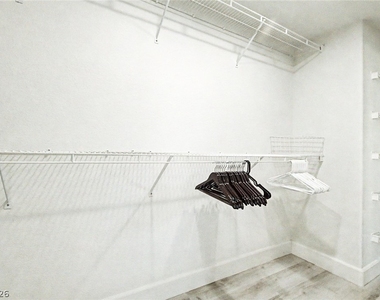 2025 Shining Feather Lane - Photo Thumbnail 46
