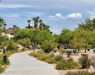 2025 Shining Feather Lane - Photo Thumbnail 88