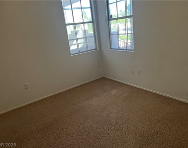 830 Carnegie Street - Photo Thumbnail 9