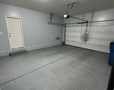 10581 Griffin Avenue - Photo Thumbnail 9