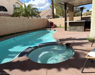 433 Jubilation Drive - Photo Thumbnail 33