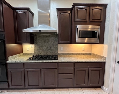 3709 Fledgling Drive - Photo Thumbnail 6