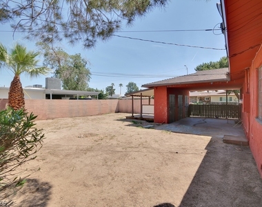 821 Griffith Avenue - Photo Thumbnail 12