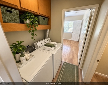 821 Griffith Avenue - Photo Thumbnail 3