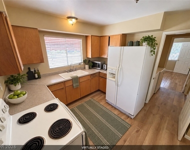 821 Griffith Avenue - Photo Thumbnail 1