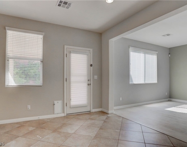 7623 Houston Peak Street - Photo Thumbnail 11