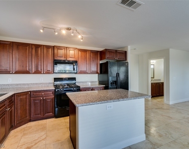 9824 Via Delores Avenue - Photo Thumbnail 31