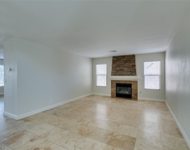 9824 Via Delores Avenue - Photo Thumbnail 15