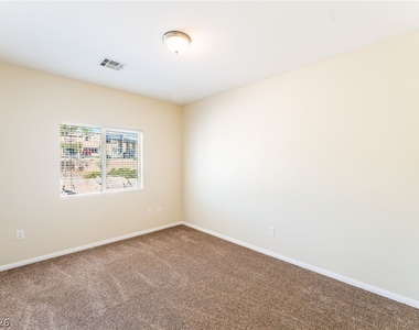 10563 Gold Shadow Avenue - Photo Thumbnail 37
