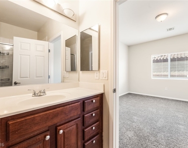 10563 Gold Shadow Avenue - Photo Thumbnail 31